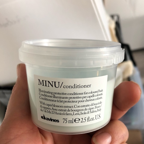 Travel davines sh and conditioner combo $25 minu, Dede, love smooth, love curl - Picture 2 of 2